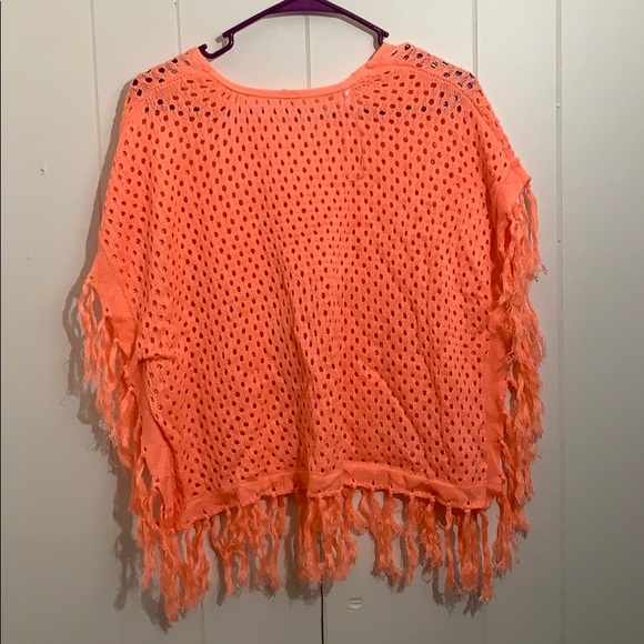 Cute cover up - Picture 2 of 2